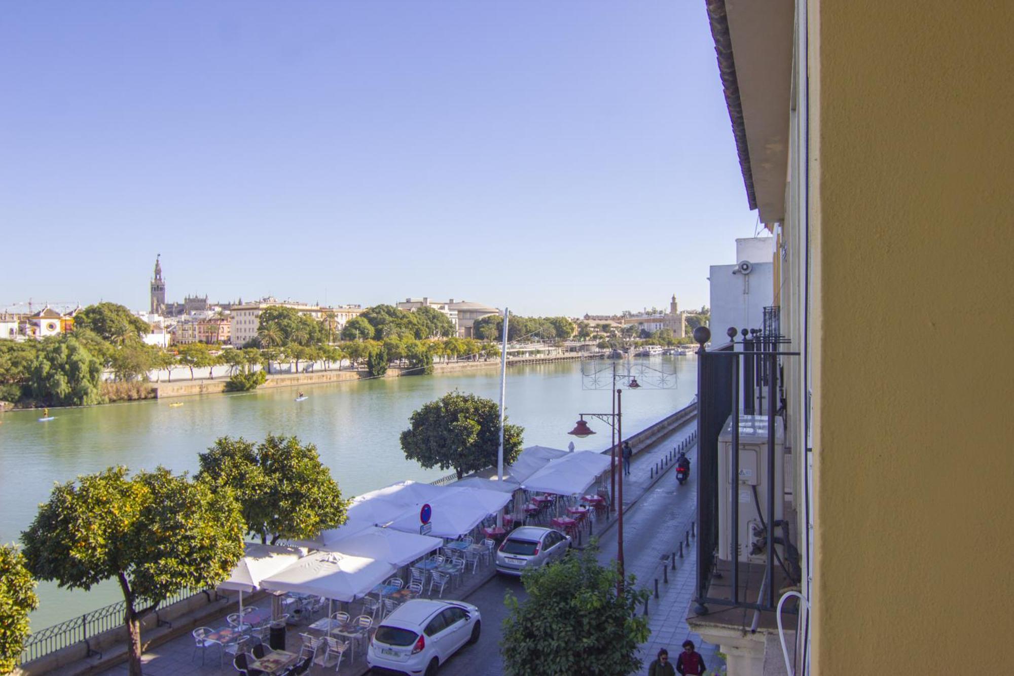 Rentalsevilla Betis Exteriör bild
